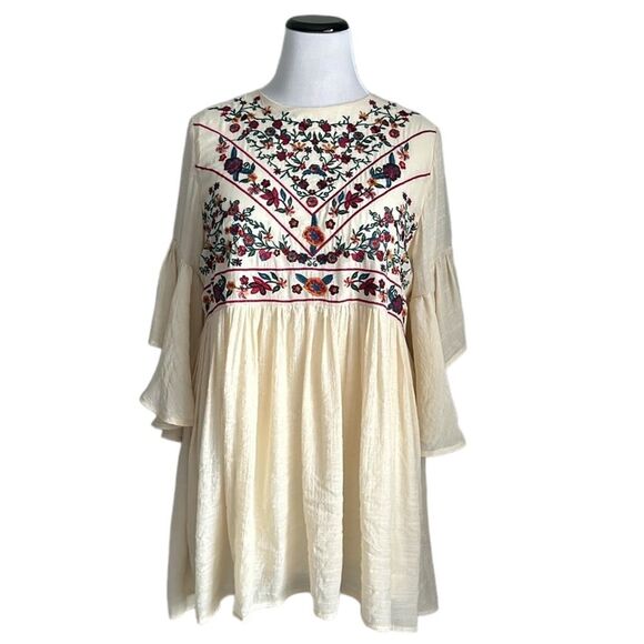 Umgee Boho Bliss Embroidered Bell Sleeve Keyhole Back Beige Dress Size L - Picture 2 of 13